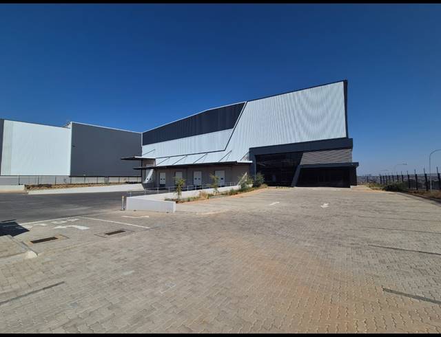 5,393M² WAREHOUSE TO LET IN LINBRO PARK